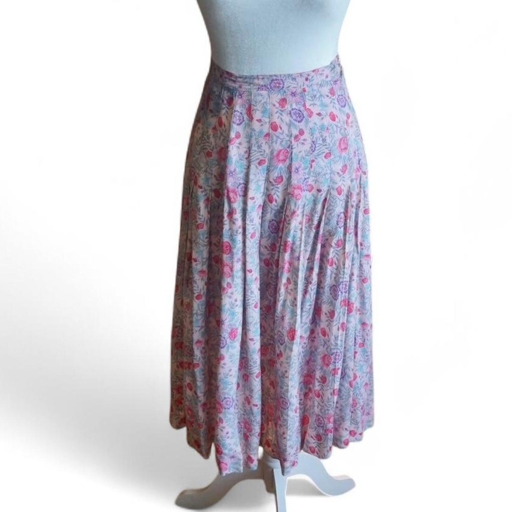💚 VINTAGE Italian Pink/Purple/Blue Floral Skirt (42)